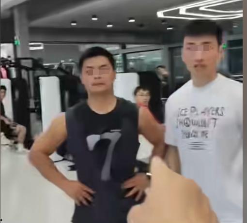 吃瓜小三被抓后续视频,真相大白，事件反转再引热议